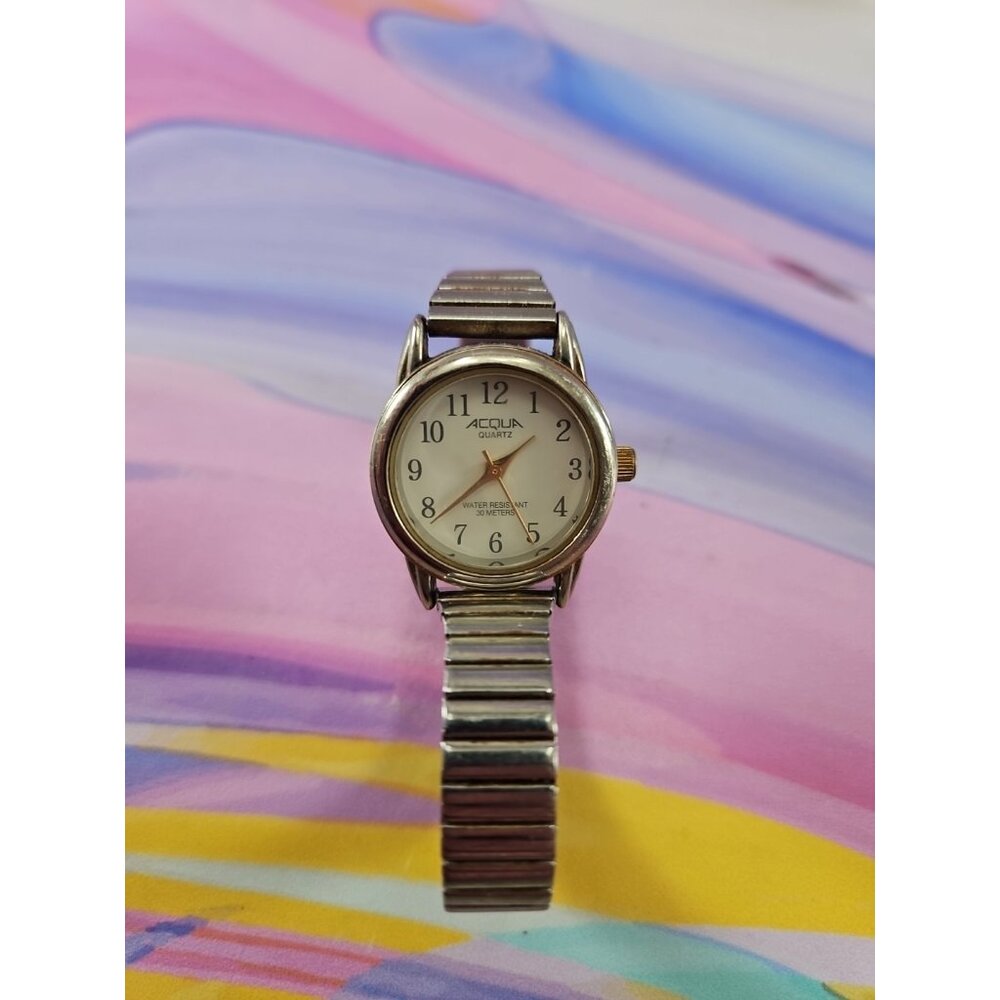 Acqua Women's Watch, Silver Tone Expandable Band Stainless Steel Needs Battery